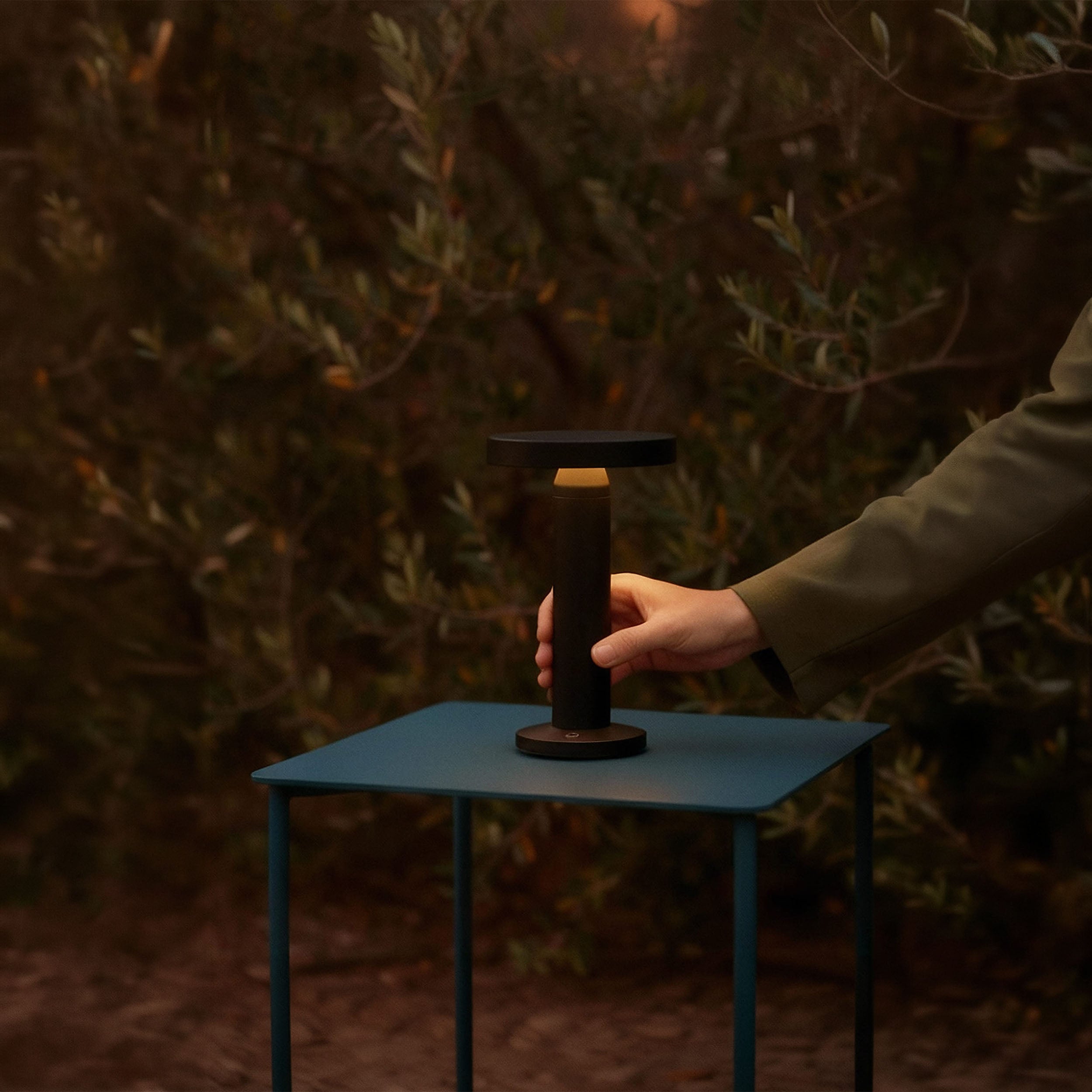 Faro Cairo LED portable table light