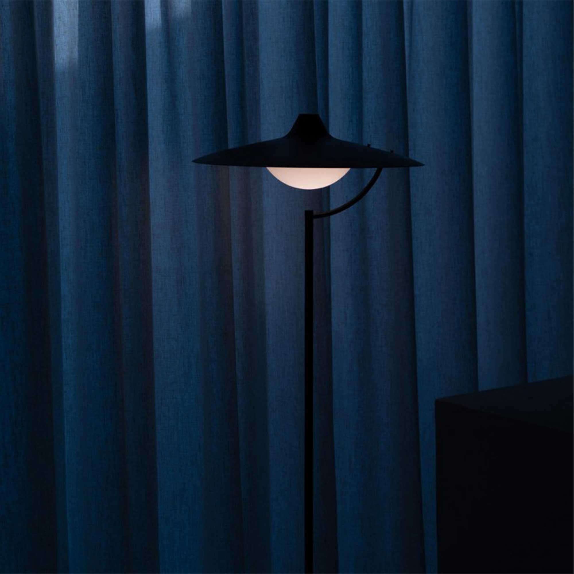 DCW éditions Biny LED floor lamp