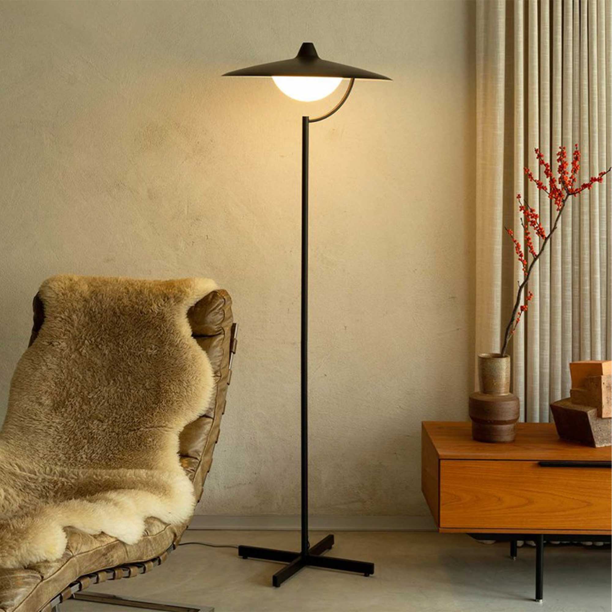 DCW éditions Biny LED floor lamp
