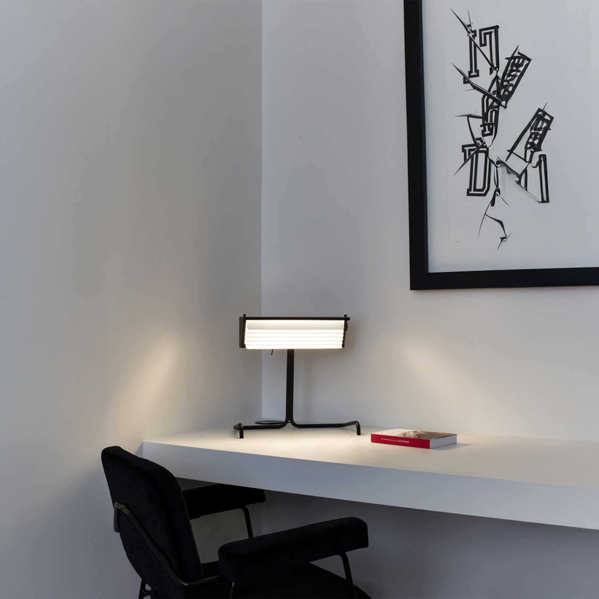 DCW éditions Biny LED table lamp
