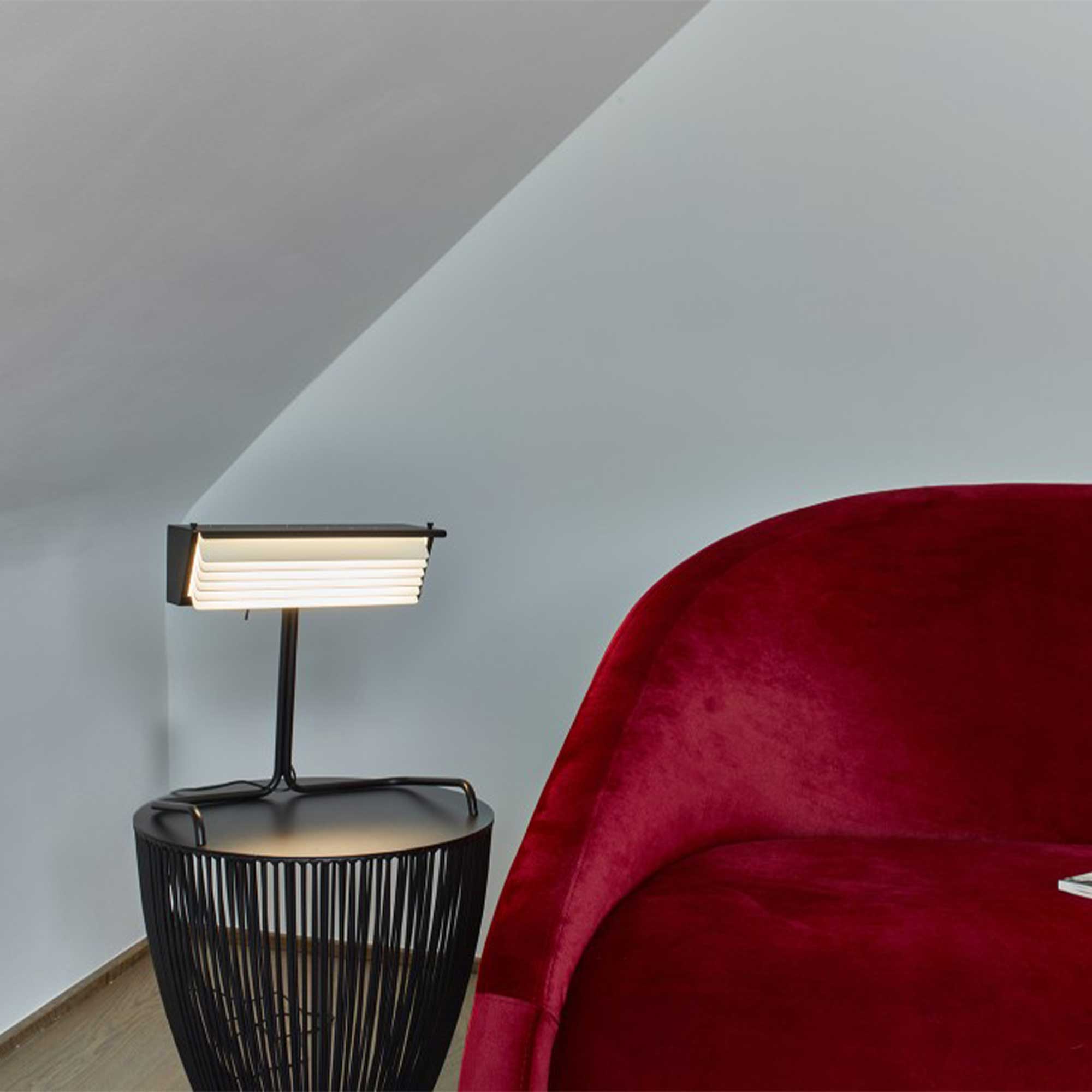 DCW éditions Biny LED table lamp
