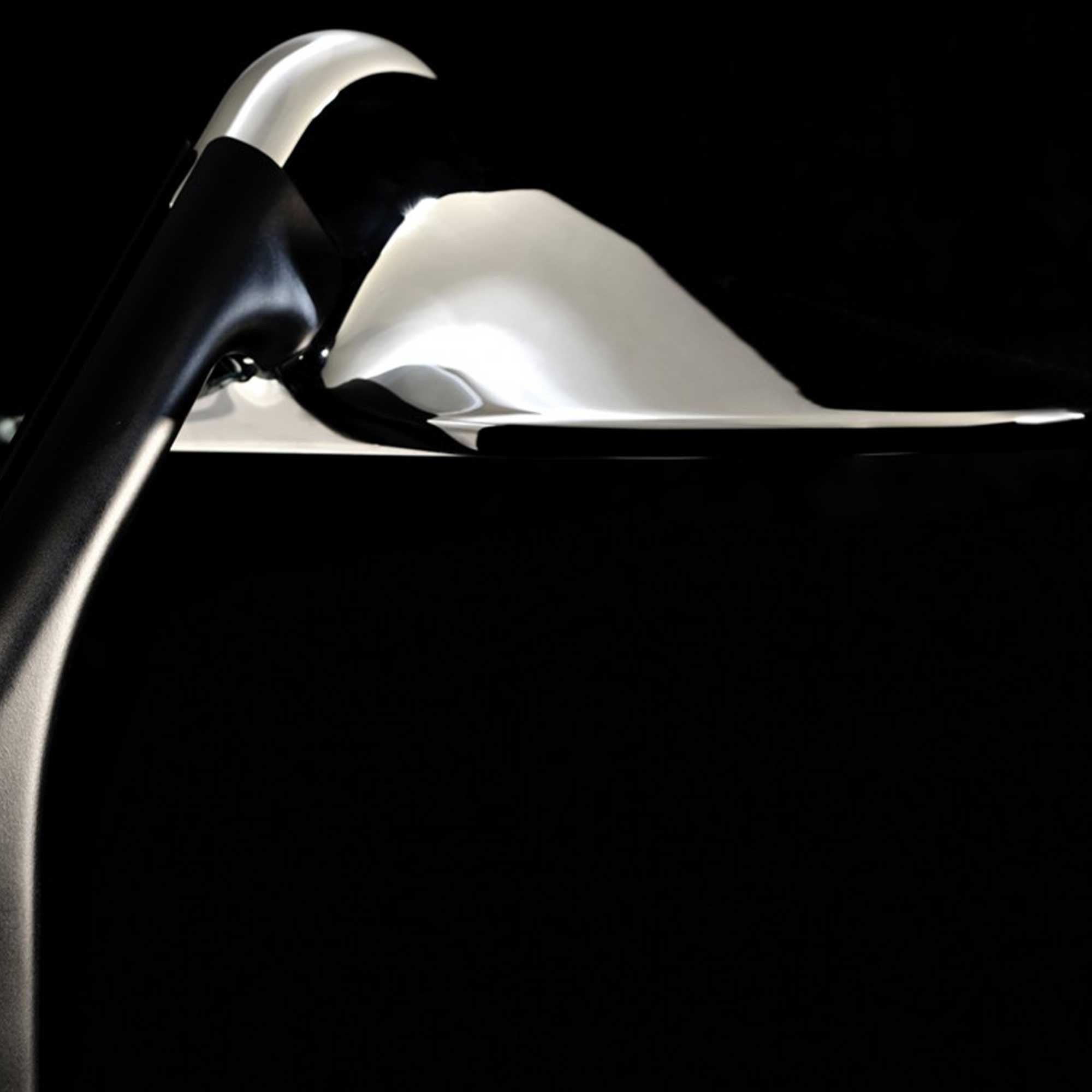 DCW éditions Niwaki LED table lamp