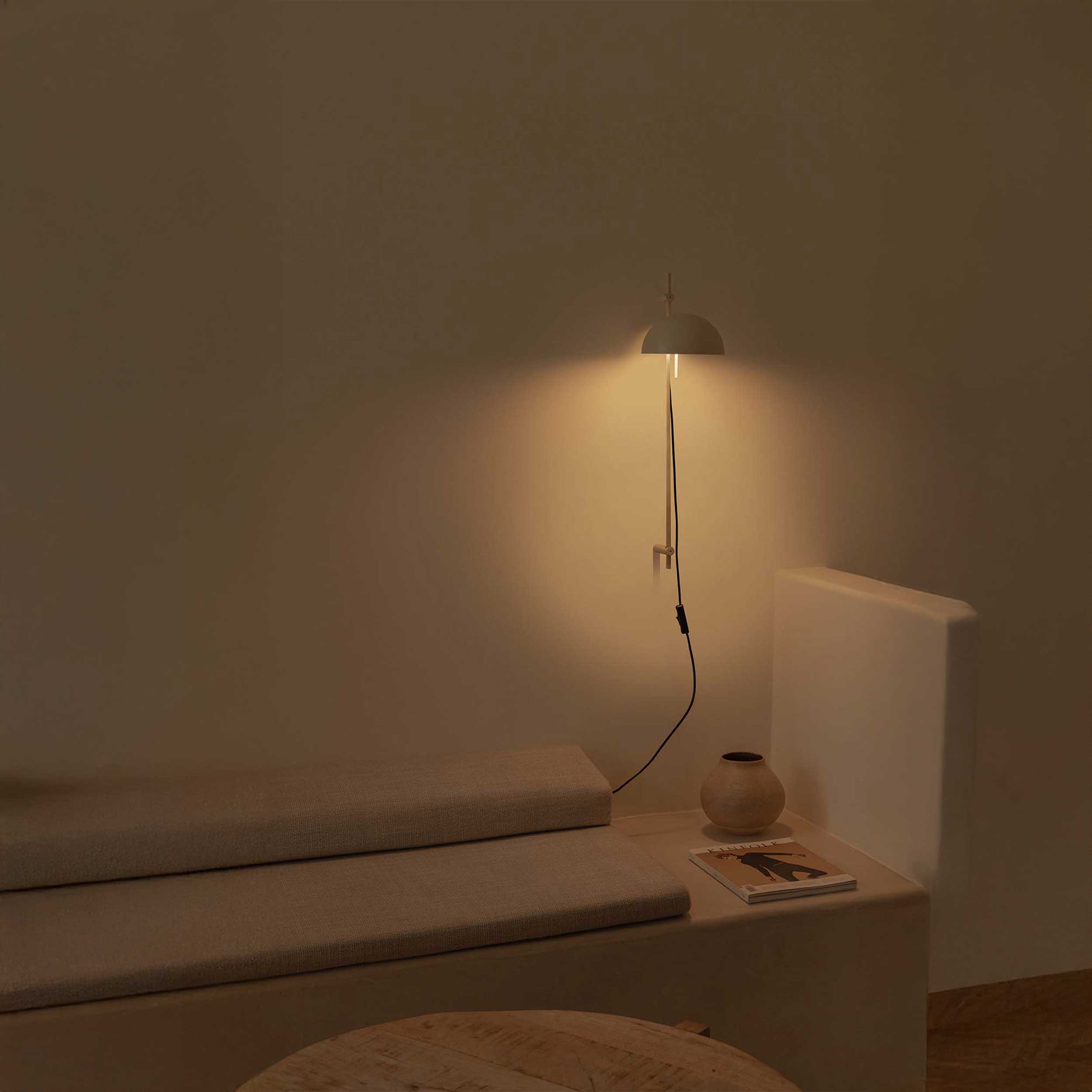 Faro Matilda E14 wall light with adjustable arm