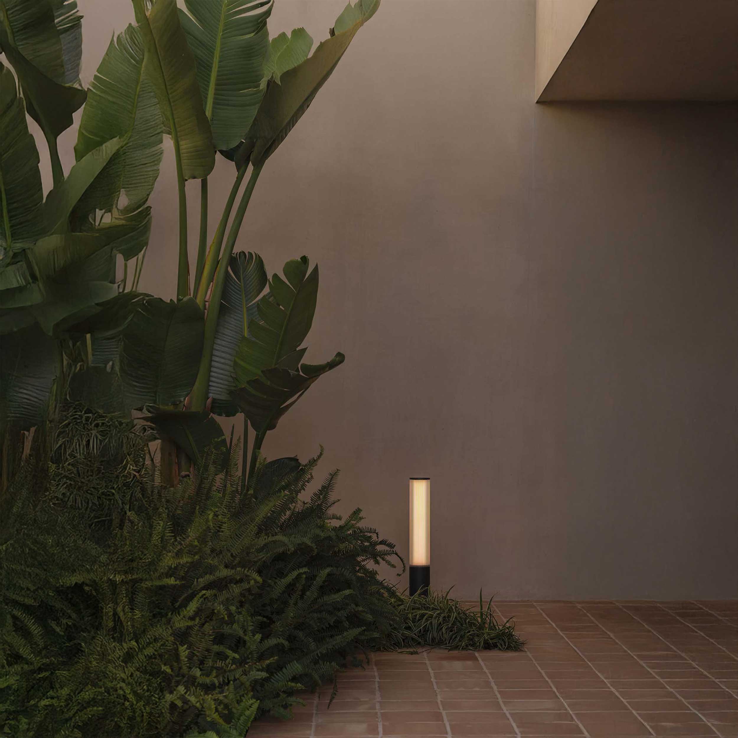 Faro Tura LED column exterior light IP65
