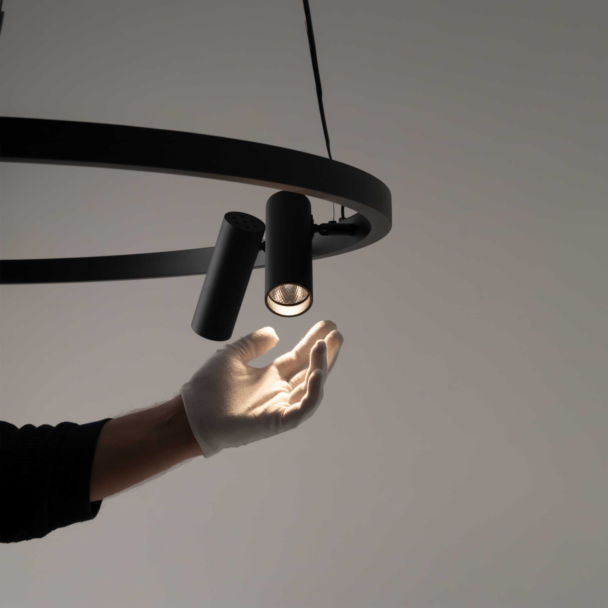 Maytoni Satellite LED pendant light