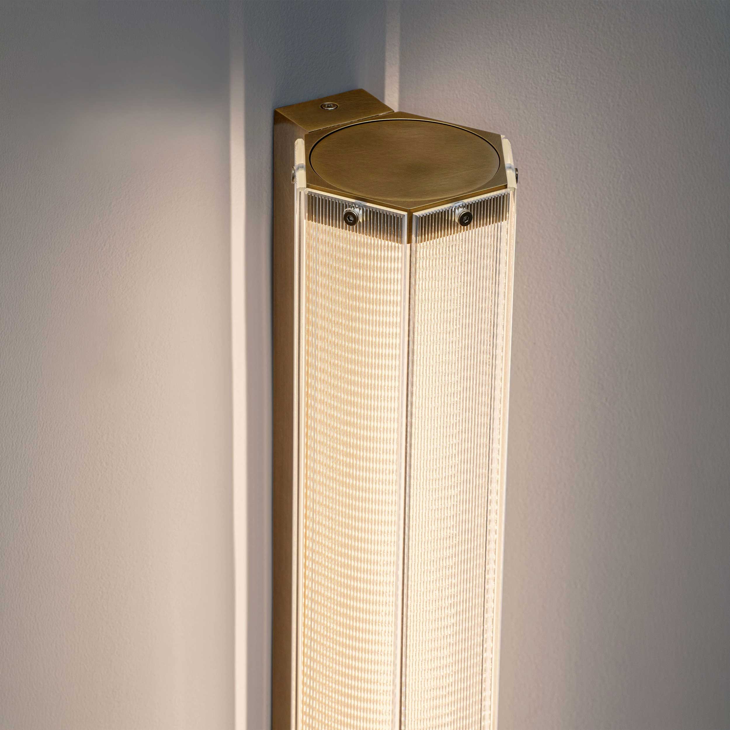 Nova Luce Essenzo LED wall light