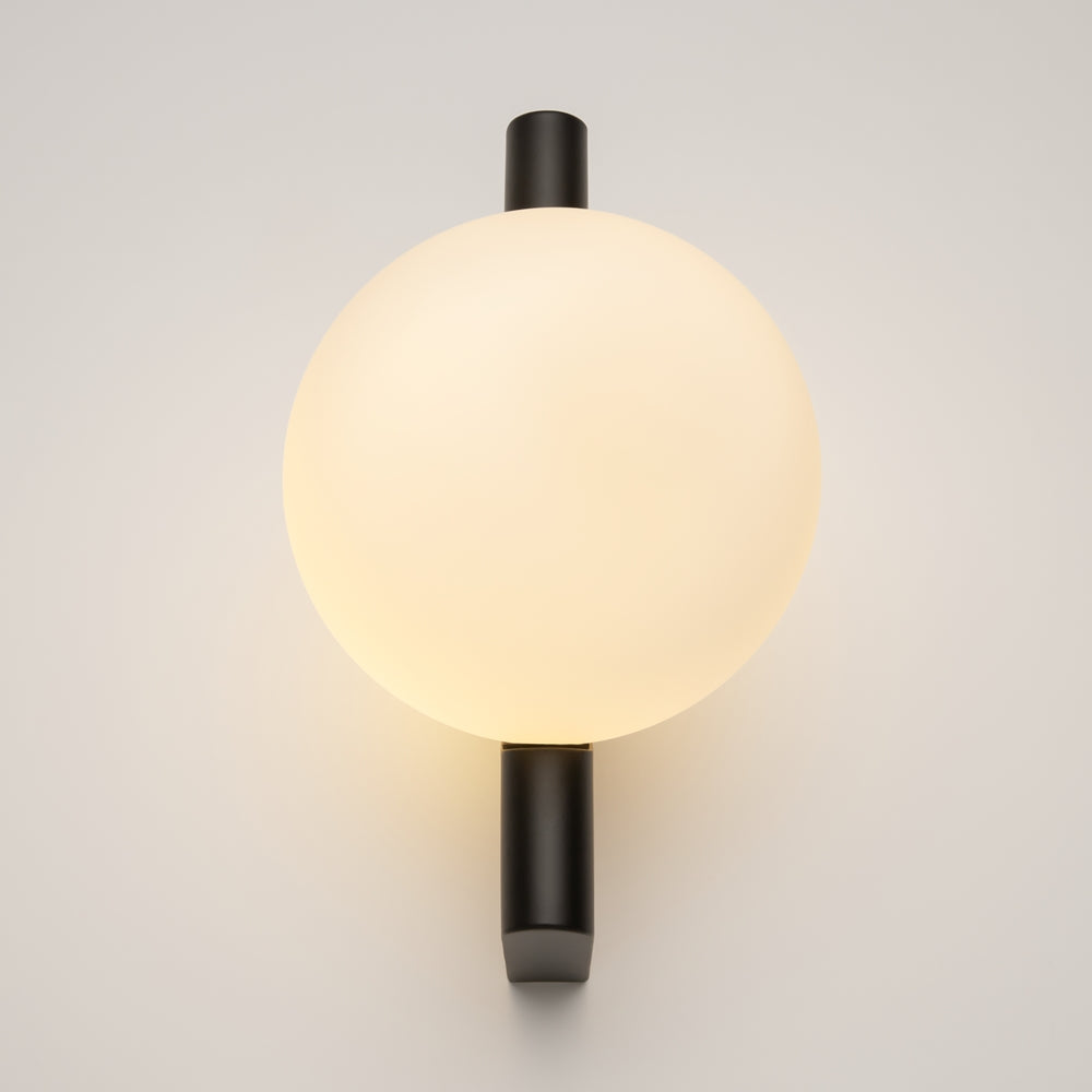 Maytoni Avant-Garde G9 wall light