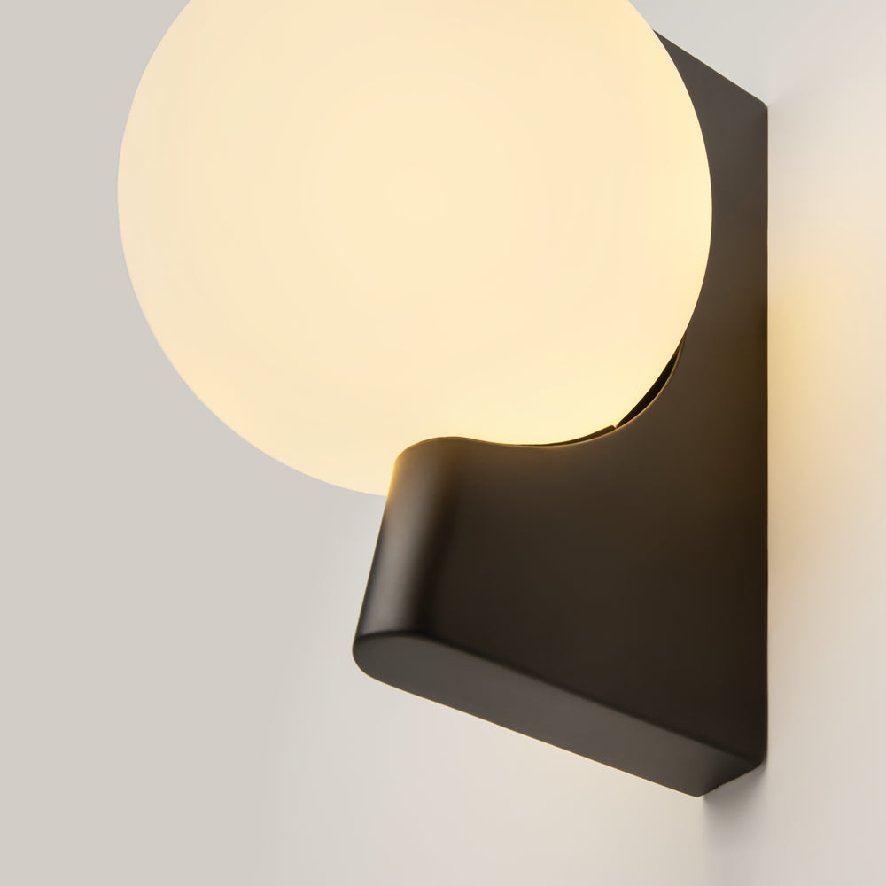 Maytoni Avant-Garde G9 wall light