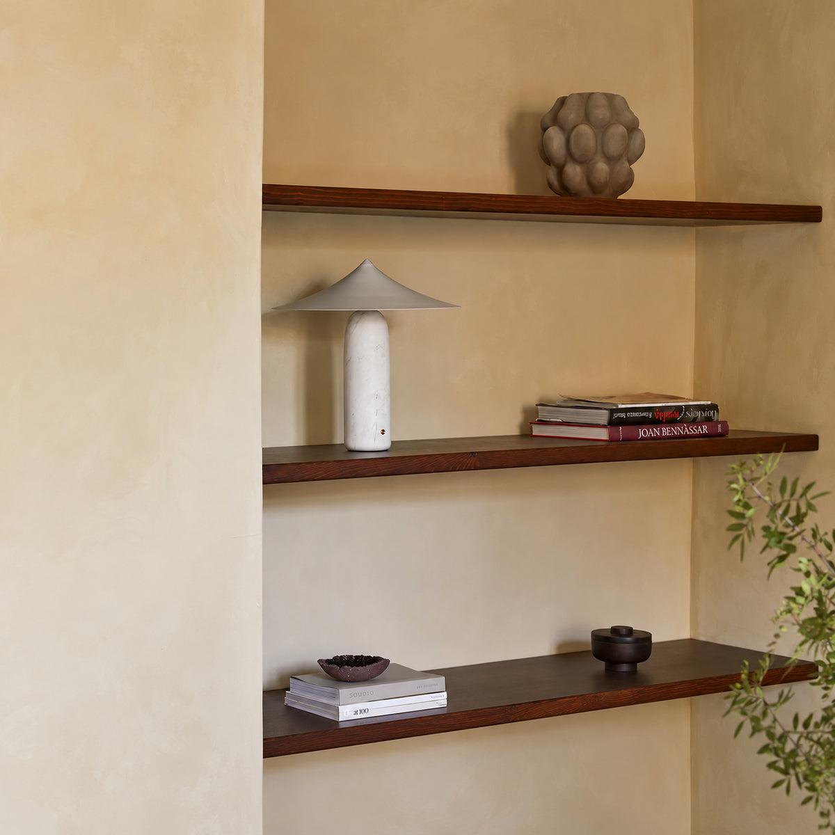 Aromas Kine LED table light