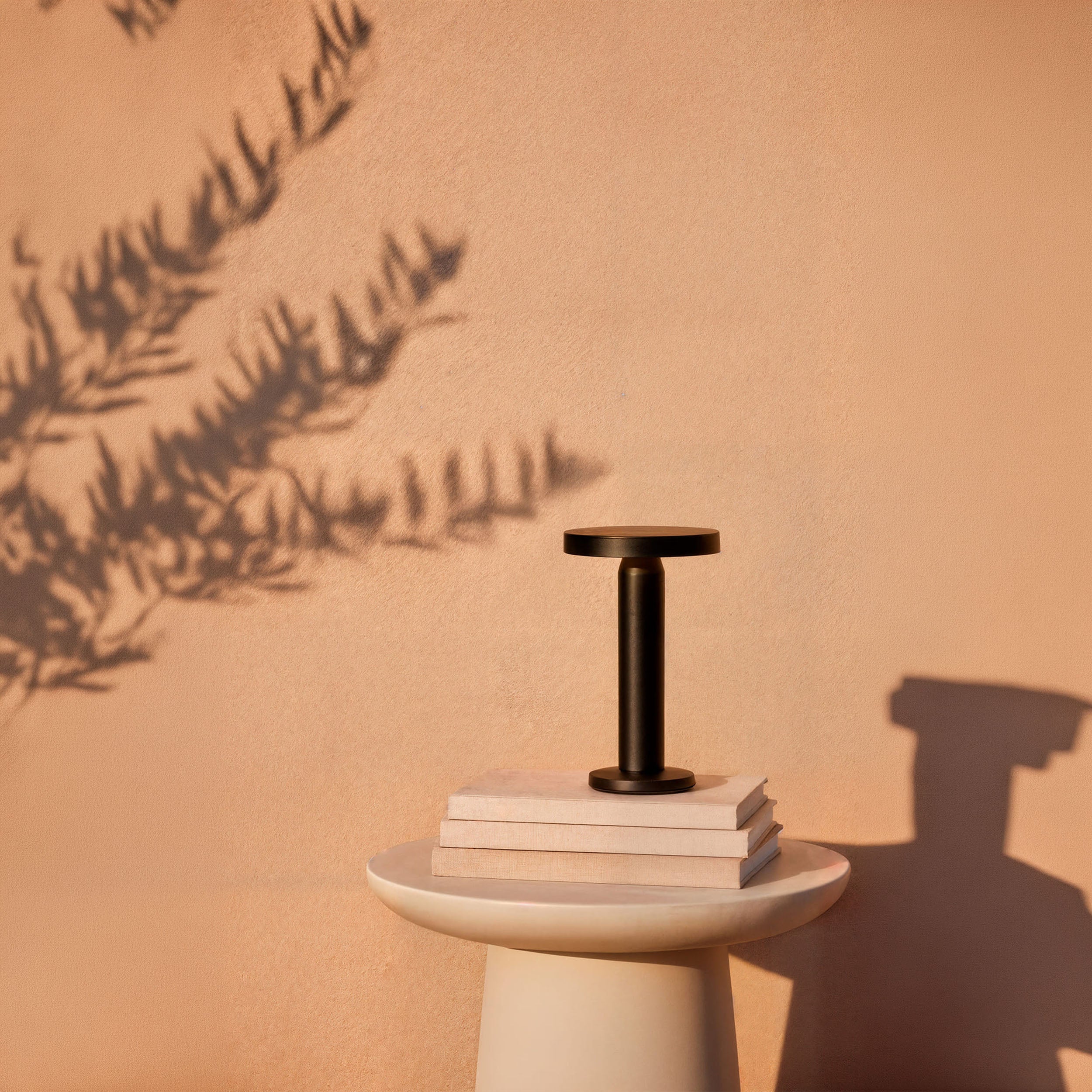 Faro Cairo LED portable table light