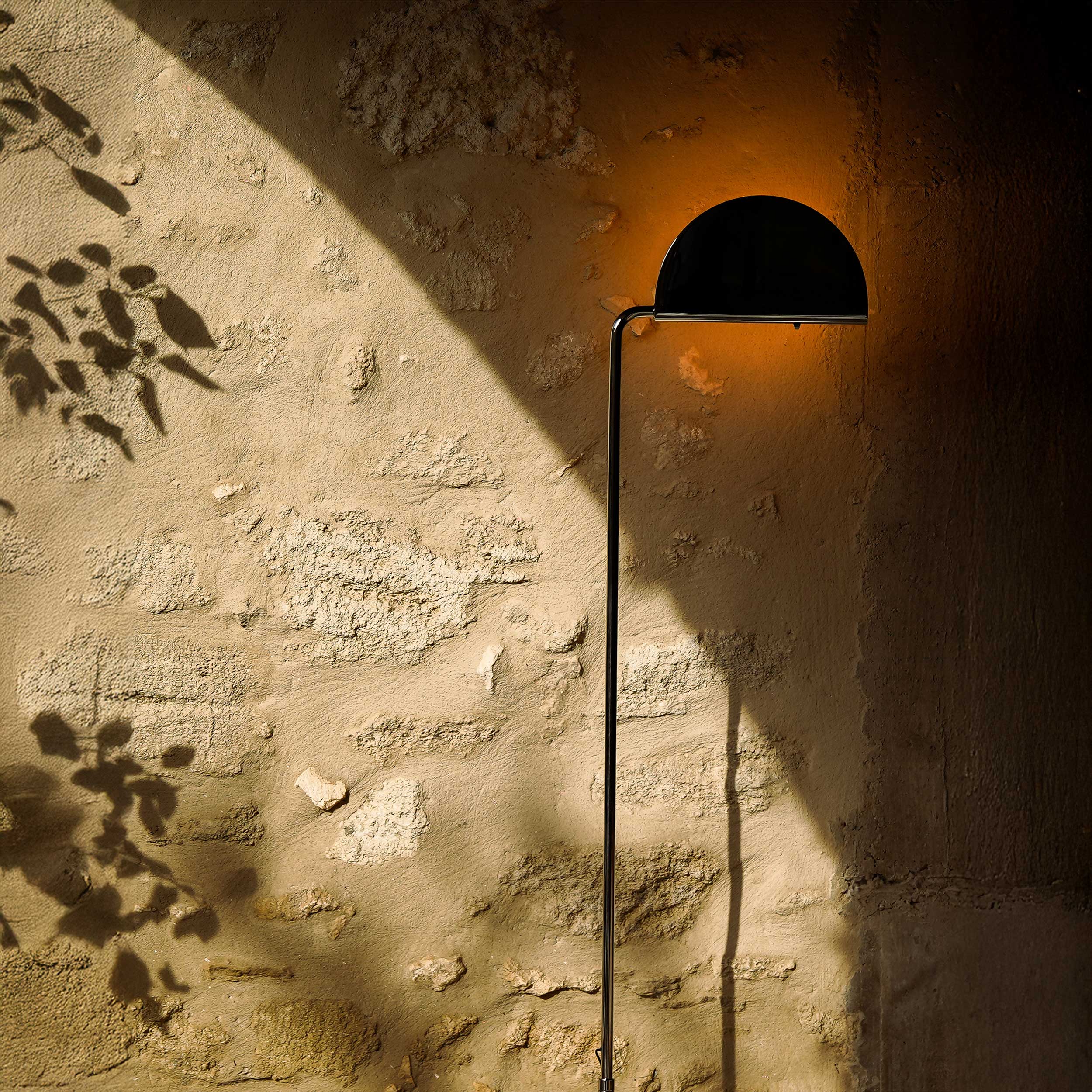 DCW éditions Mezzaluna LED floor lamp