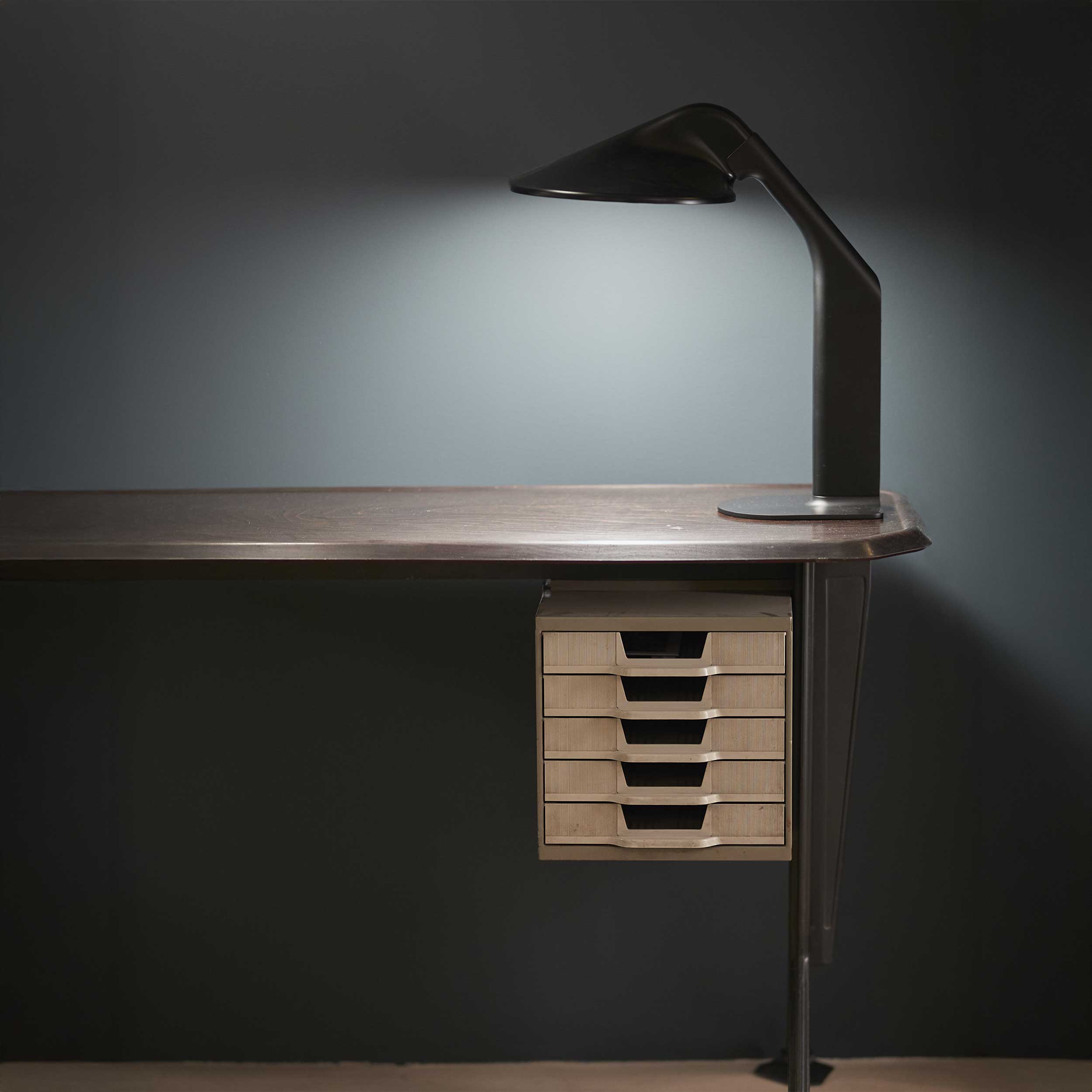 DCW éditions Niwaki LED table lamp