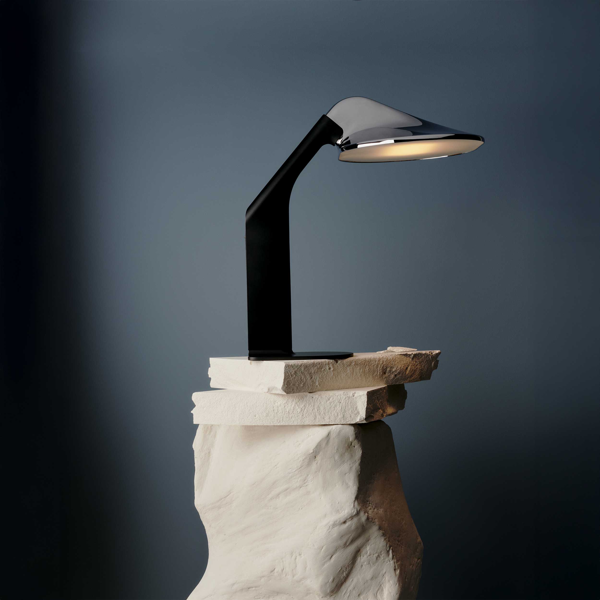 DCW éditions Niwaki LED table lamp