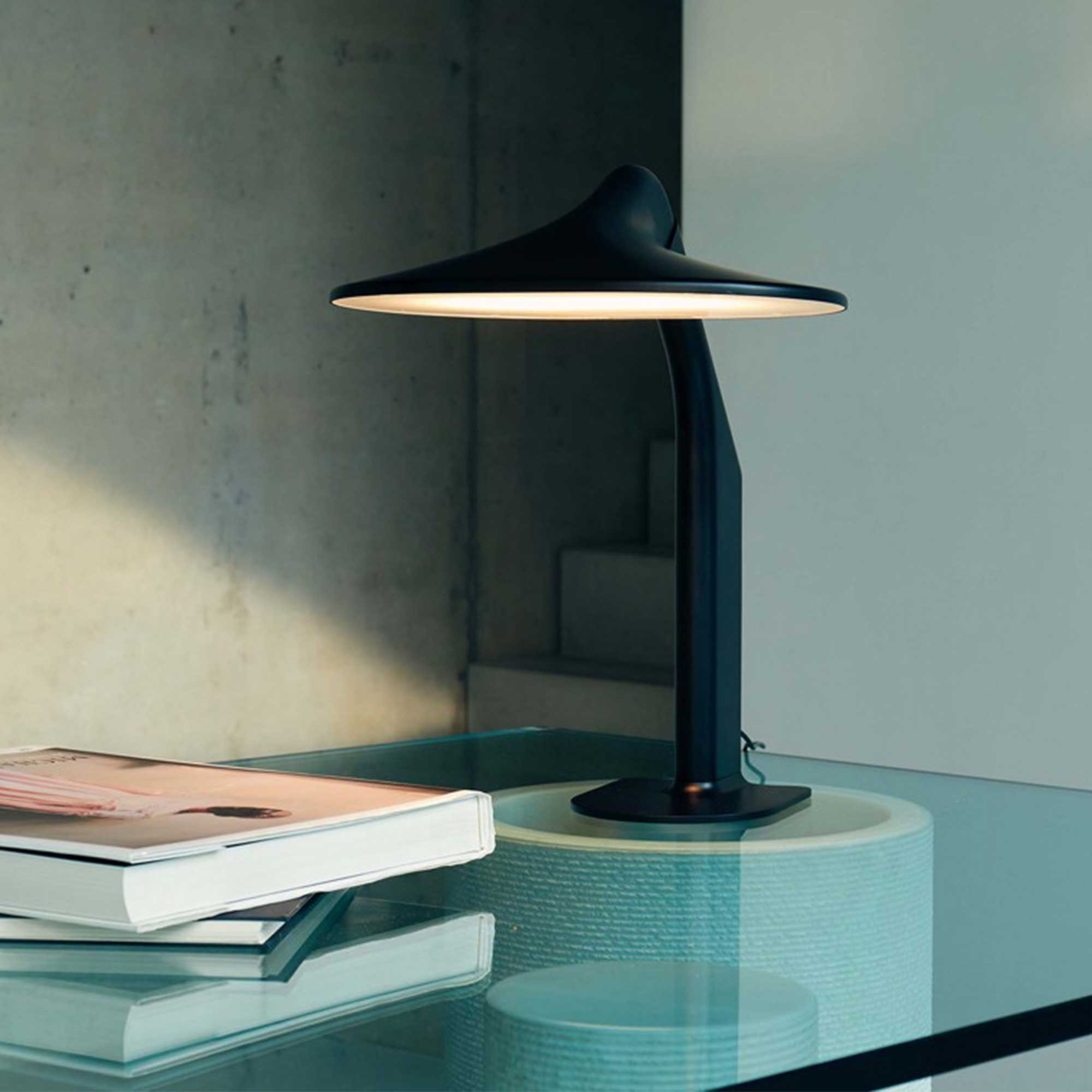 DCW éditions Niwaki LED table lamp