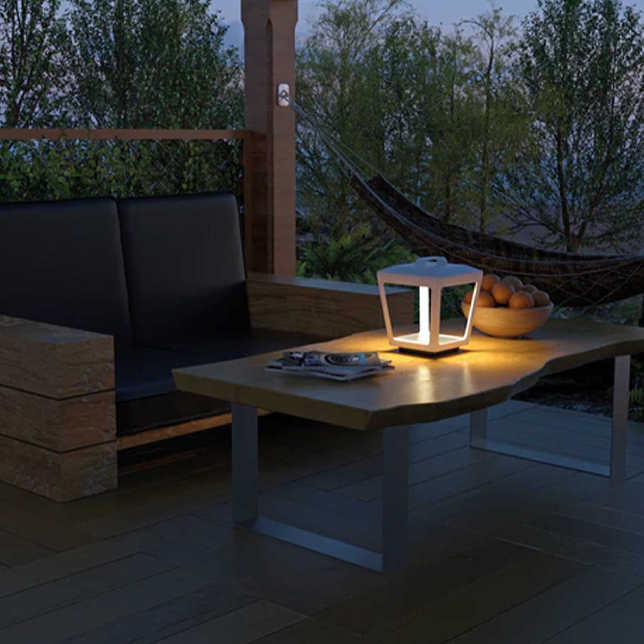 Dopo Bled LED portable lamp white