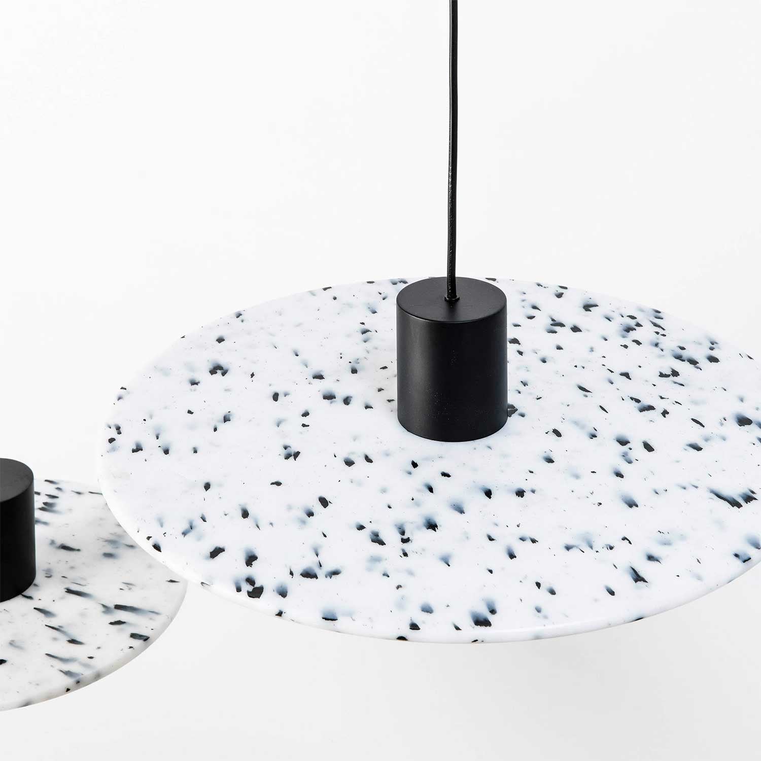 Faro Confetti E27 závěsné svítidlo z recyklovaného materiálu