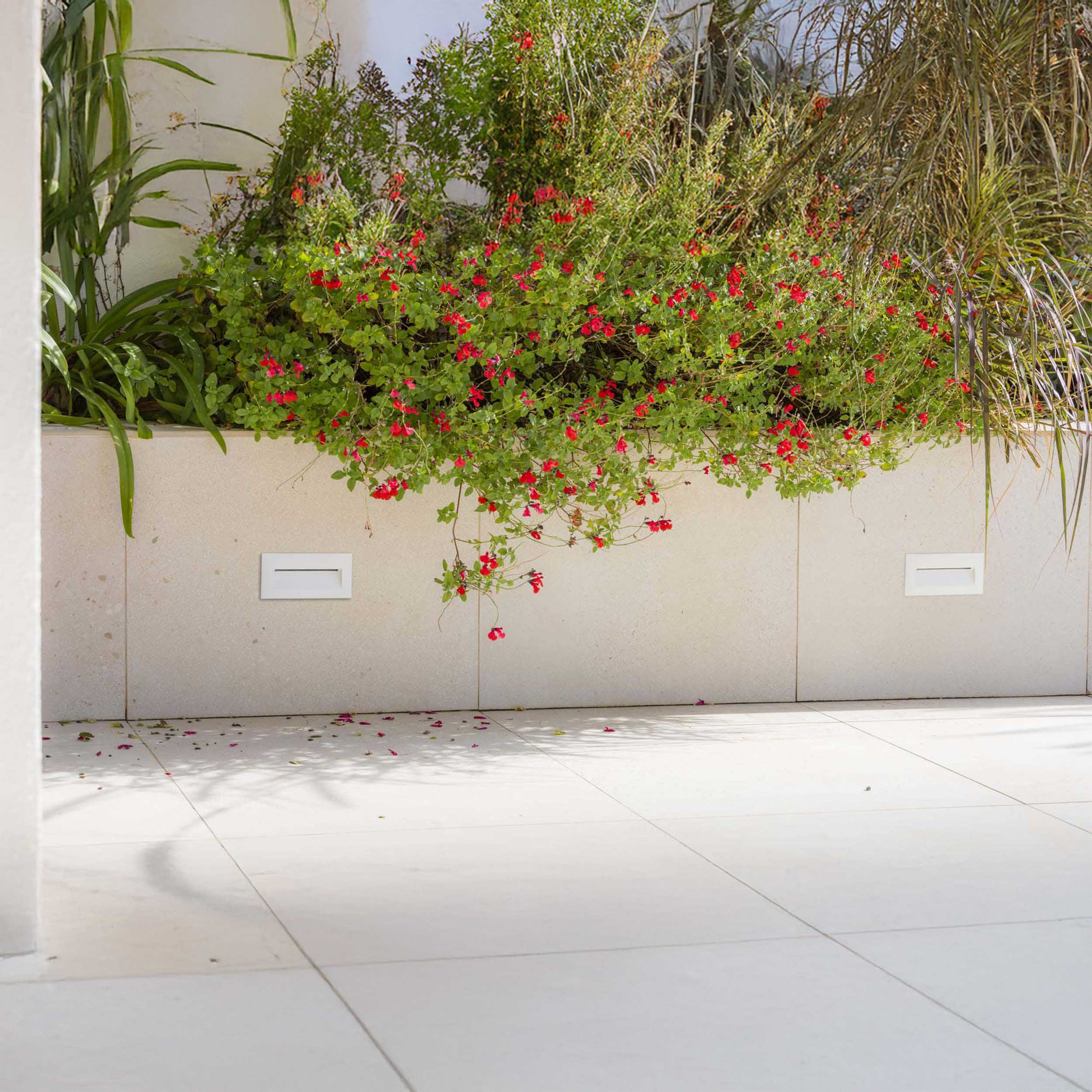Faro Mani LED recessed exterior light IP65