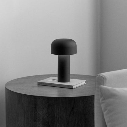 Flos Bellhop LED stolní přenosné svítidlo