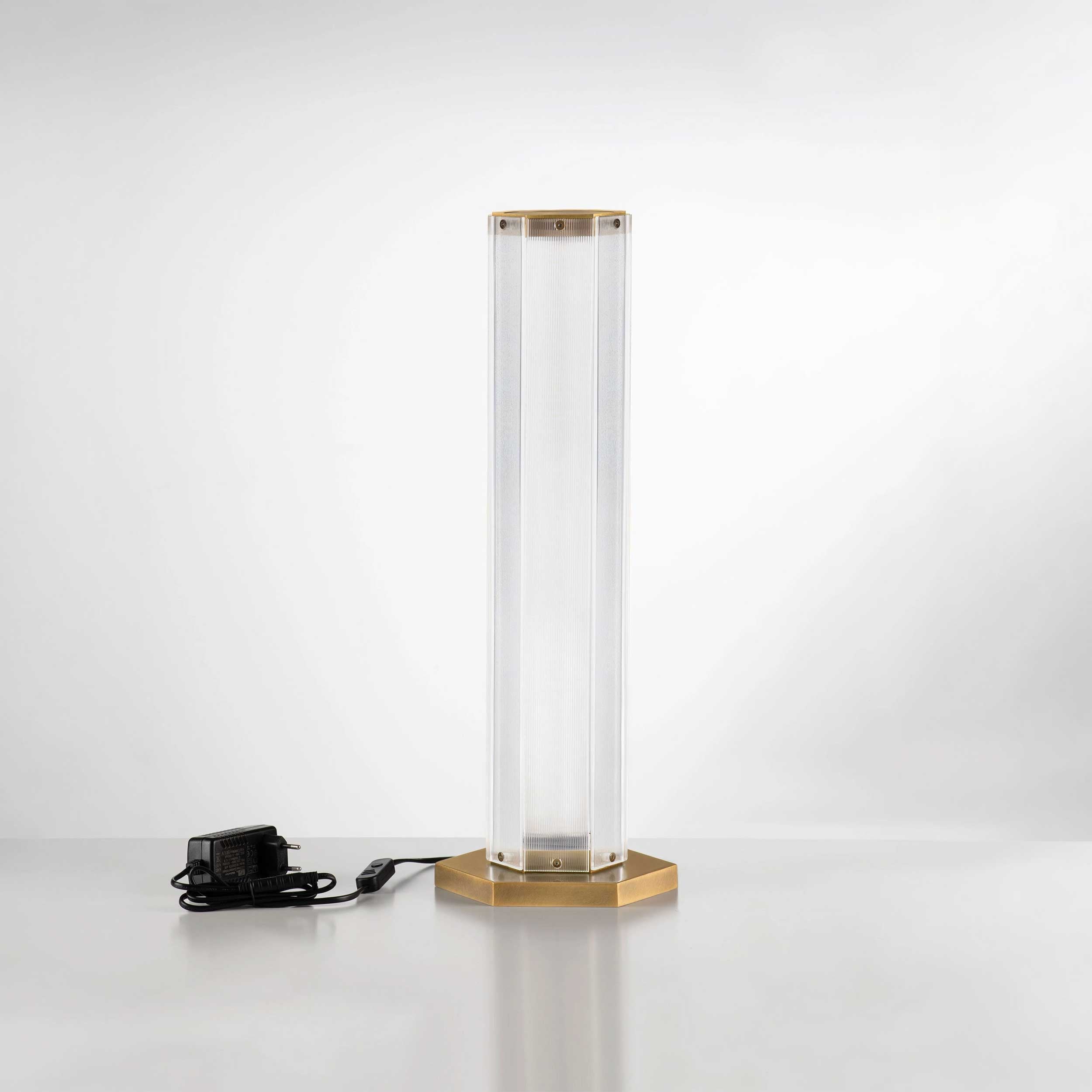 Nova Luce Essenzo LED table light