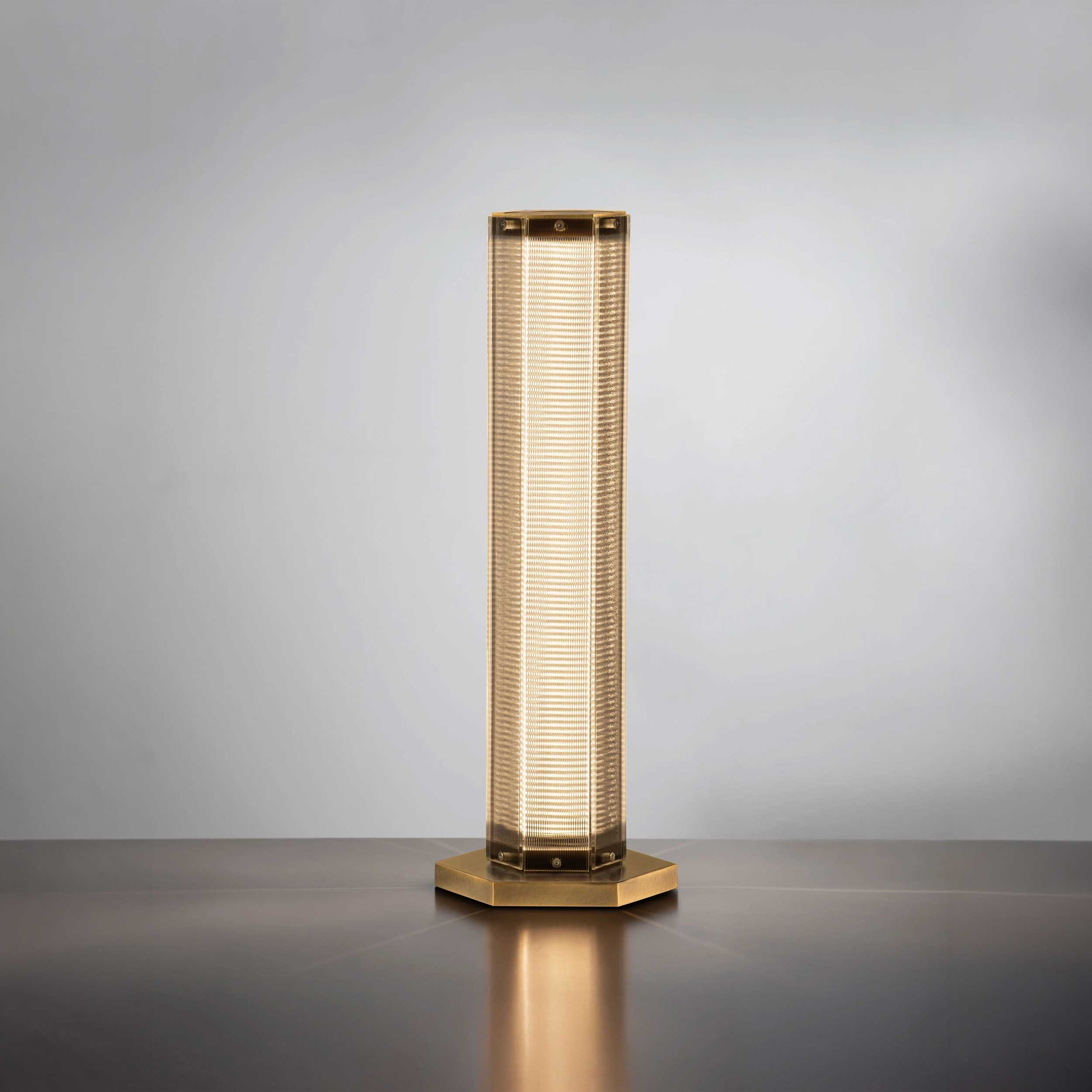 Nova Luce Essenzo LED table light