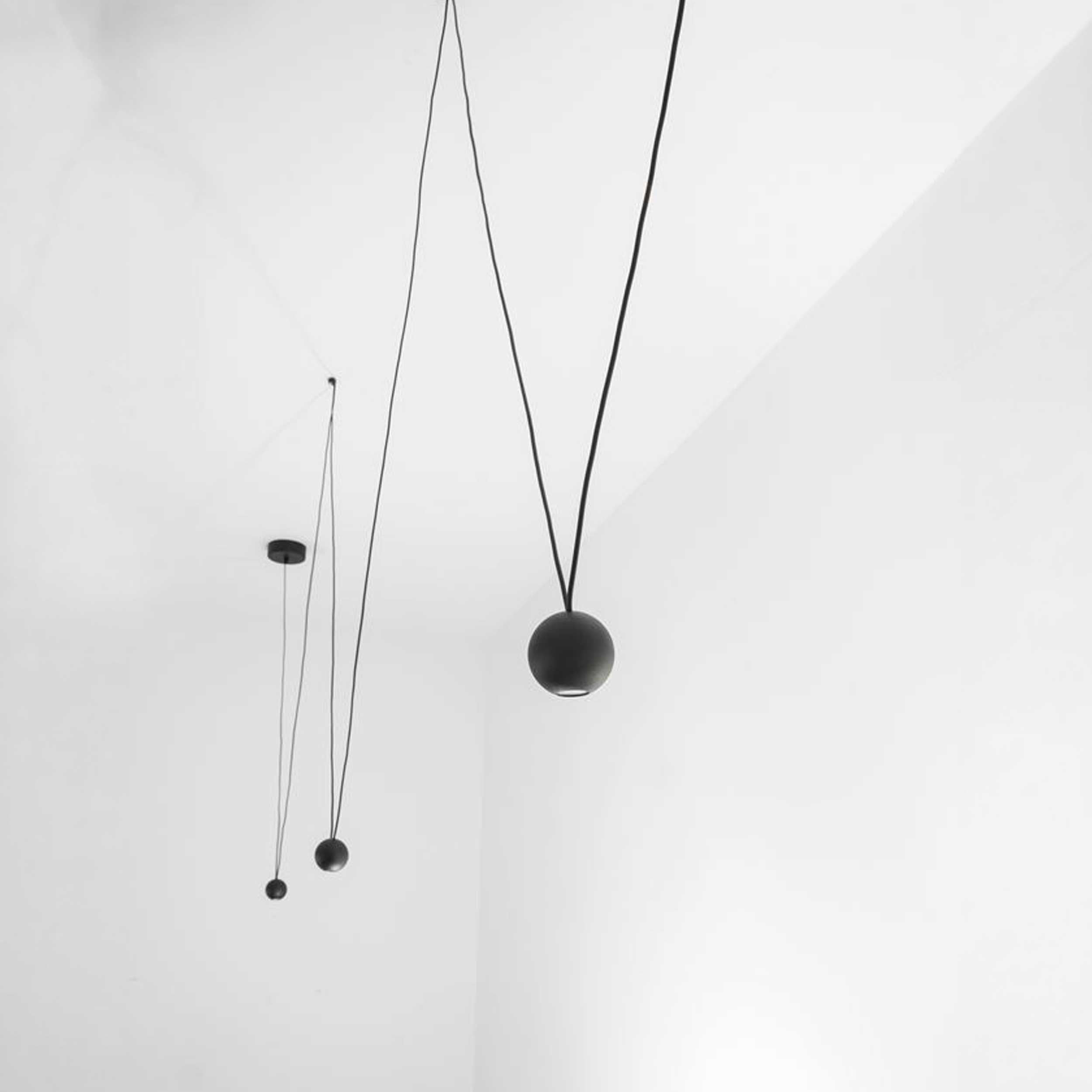 Nova Luce Nocci LED pendant light with cable suspension