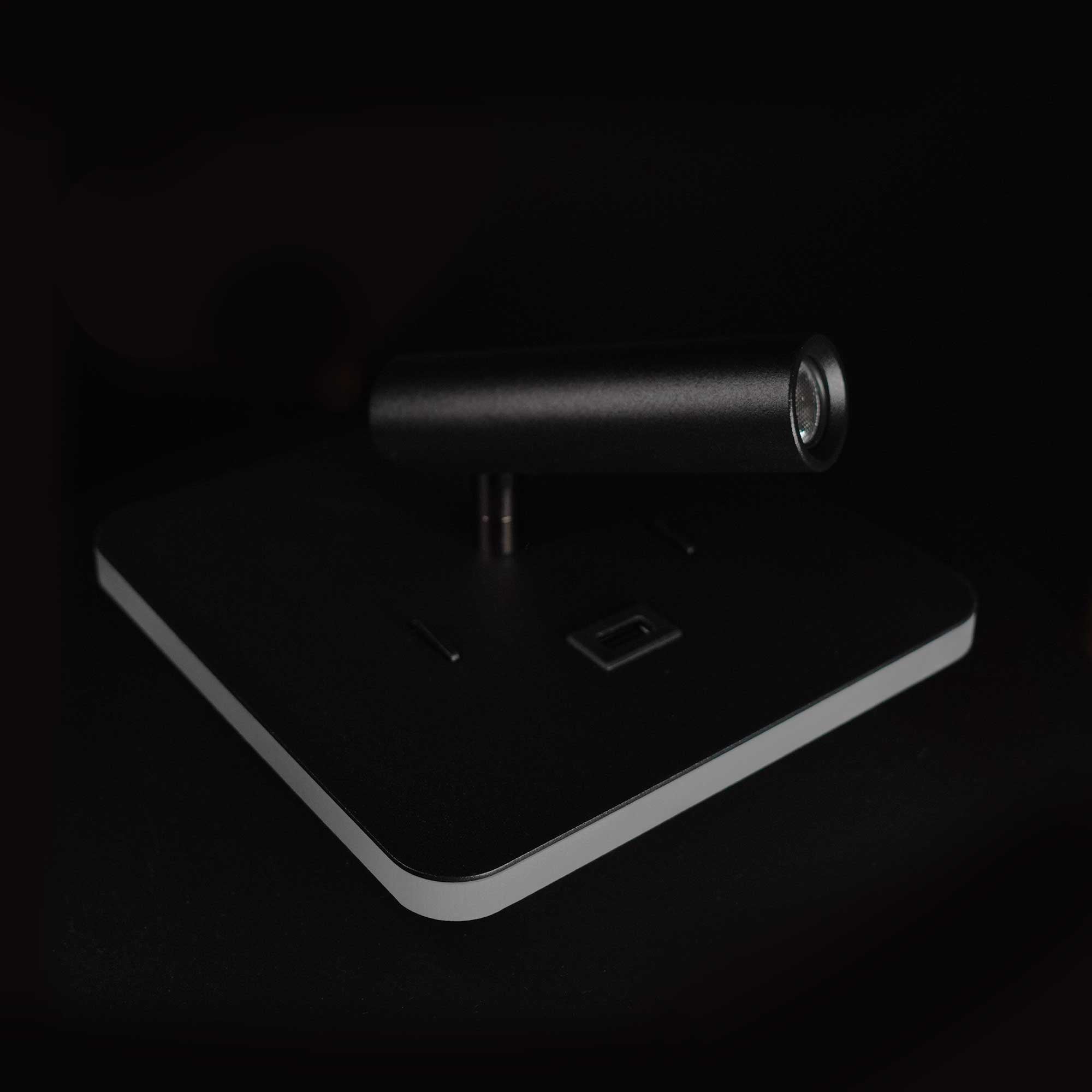 Ambient reading spot LED nástěnné svítidlo s USB