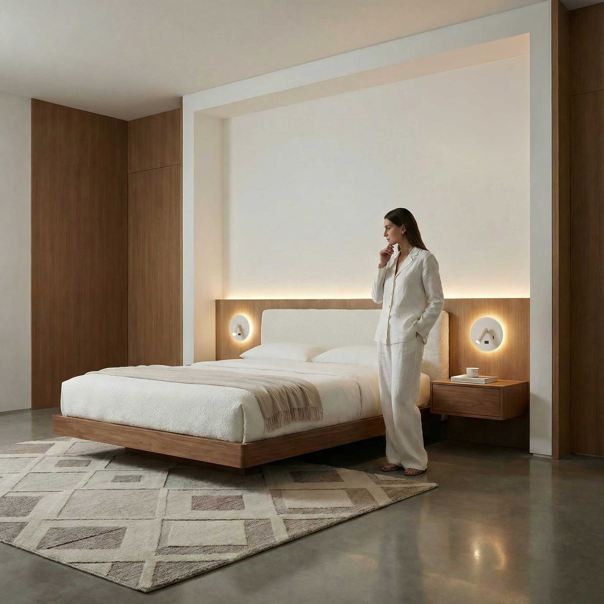 Ambient reading spot LED wall light with USB round