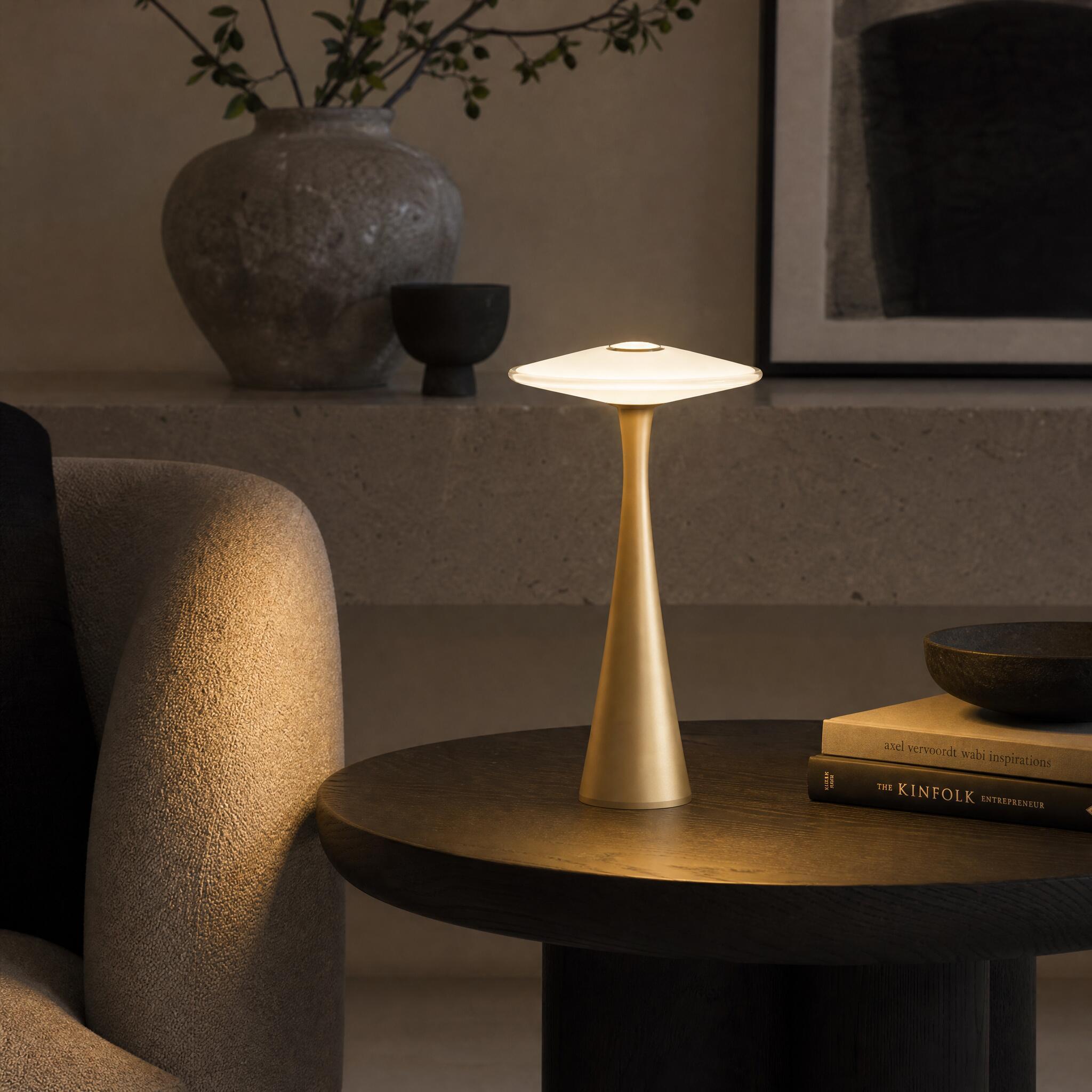 VK Light Sora LED table light
